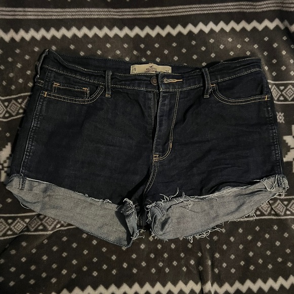 Hollister Jean high waisted shorts - Picture 2 of 2